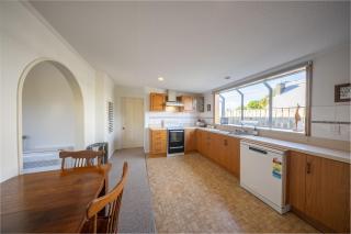 The Green House - Te Anau Holiday Home - 2