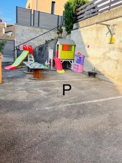 A 4-room family house only 6 km from Basel - 4