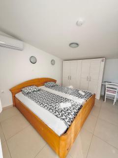 Secluded Villa Lara with Pool, Novalja - 1