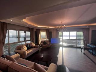 Apartment with a Nile View, Cairo, Maadi- شقه مطله بالكامل على النيل مباشره - 4