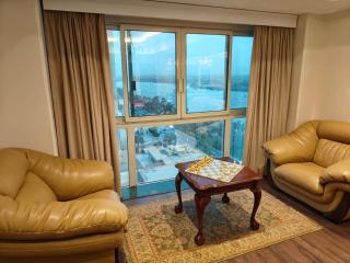 Apartment with a Nile View, Cairo, Maadi- شقه مطله بالكامل على النيل مباشره - 2