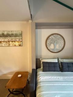Cozy Shaver Lake Studio with Pool and Hot Tub In Bretz Mill Condominiums - 1