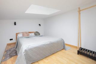 Comfortable Studio for 4 People with a Balcony in Pruszków by Noclegi Renters - 9
