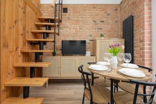 Comfortable Studio for 4 People with a Balcony in Pruszków by Noclegi Renters - 4