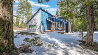 La Cabana Azul in Wildflower Community Luxurious Game Room EV Charger - 5