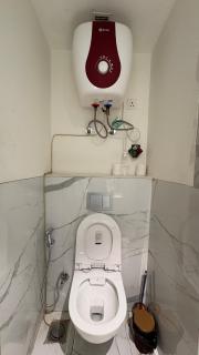 The Halo Loft - Jacuzzi - 14th Floor - Skyline Views - Sec74 - 1