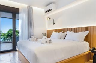 Urban Heights Ammoudi Seafront - 9