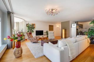 Beach front Luxury Apartment - 2