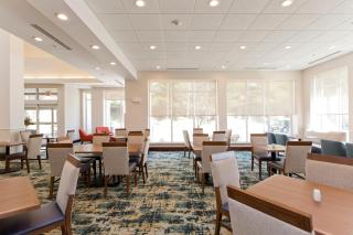 Hilton Garden Inn Winchester - 7