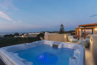 Ark Luxury Suite, Hot tub & Sea Views, by ZanteWize - 7
