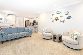 B209 - Beachside Getaway - 1
