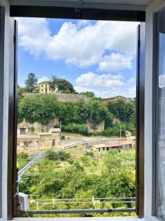 Charming Italian Village Apartment in Lake Bolsena - 3