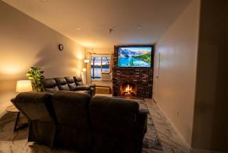 Swan Lake Large Family Cabin with Lake Views and Outdoor Fire Pit - 6