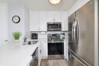F204 - Cozy Seaview Condo - 3
