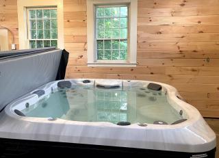 Historic Family Retreat with Hot Tub & Game Room Near Okemo, Vermont - 7
