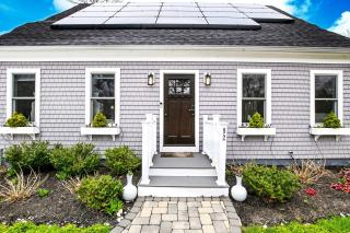 Spacious 4BR Cape Cod Getaway with Hot Tub, Fire Pit & Game Room in Massachusetts - 2
