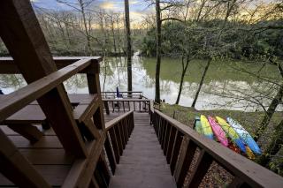 Mountain Fork River Retreat with Hot Tub & Game Room Near Broken Bow, Oklahoma - 4