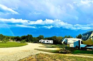 Charming Tiny Home with Farm Animal Encounters Near Historic Downtown Hico in Hico, Texas - 5
