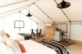 Cozy Double Safari Tent with Fire Pit in Hobe Sound, Florida - 9