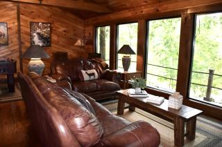 4BR Riverfront Cabin on Mountain Fork River Near Broken Bow, Oklahoma - 8