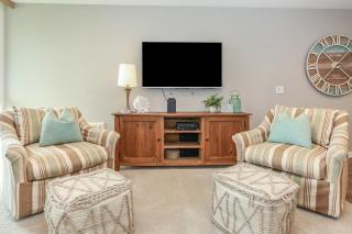 D10 - Tranquil Haven at the Beach - 3