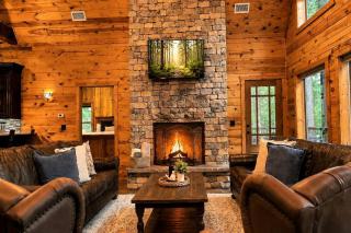 Luxury Group Cabin with Hot Tub & Media Room in Broken Bow, OK - 4