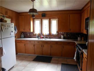 Scenic Coastal Cottage with Ocean Views Near Acadia National Park in Lamoine, Maine - 5