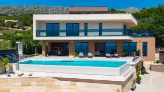Seaview Villa Allure, Luxurious 4 en-suite bedroom Retreat with panoramic sea views - 9