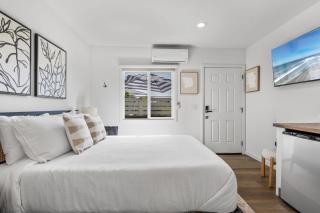 South O Bungalow 4 - Deluxe Queen Studio + Patio - Oceanside - 2