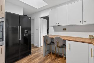 Luxury Designer Home - 4K TV - 1GB Wi-Fi - Garden - 4