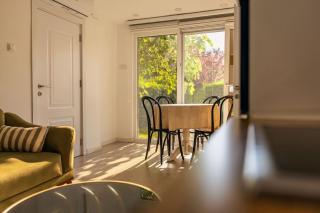 G's Place - 1