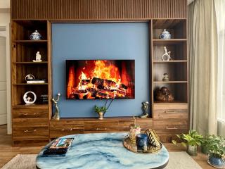 UB Downtown Comfort Home! - 8
