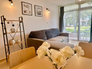Modern One-Bedroom Apartment in Diamant - 2