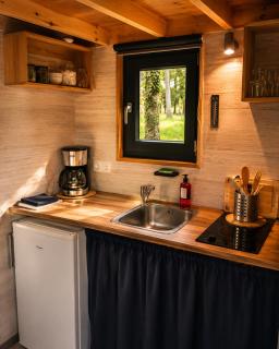 Tiny house cosy au cœur des bois - 6