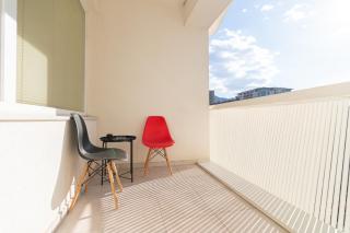 Modern Karpos Apartments - 5