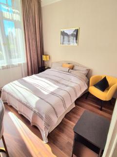 Neu renoviertes Studio mit Jugendstil-Flair - 9