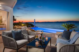 Waterfront Luxury Villa - 1