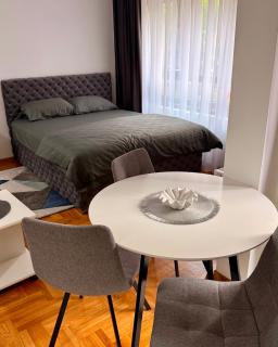 Apartman Kockica - Stan na Dan - 3