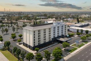 Fairfield Inn & Suites Anaheim North Buena Park - 9