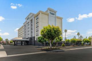 Fairfield Inn & Suites Anaheim North Buena Park - 6