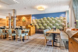 Hotel Zur Post - 1
