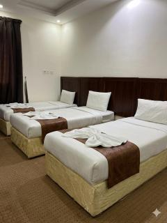 فندق جوهرة النزهة الفندقية - La Mecca - 5