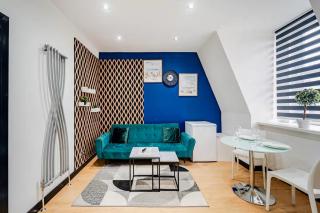 1 Bedroom Flat Close To City Center-Sinclair Road - 0