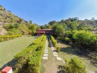 Scenic 2BHK Villa Bahubali Hills &Badi Lake View - 0