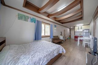 Namhae Padosori Oceanview Pension - 2