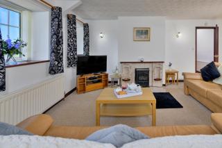 Finest Retreats - Penlon Cottage - 8