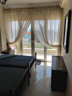 Strati's place - 4