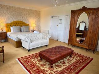 Grant Arms Hotel - 2