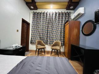 The Hotel In Karachi - 3