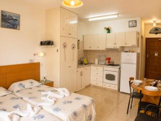 Apollonia Hotel Apartments - 2